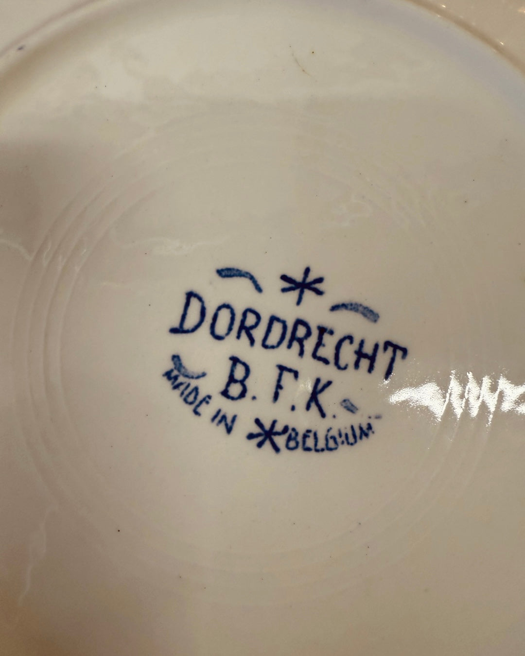 Borden Set (16 plus schaal) Dordrecht Boch Frères
