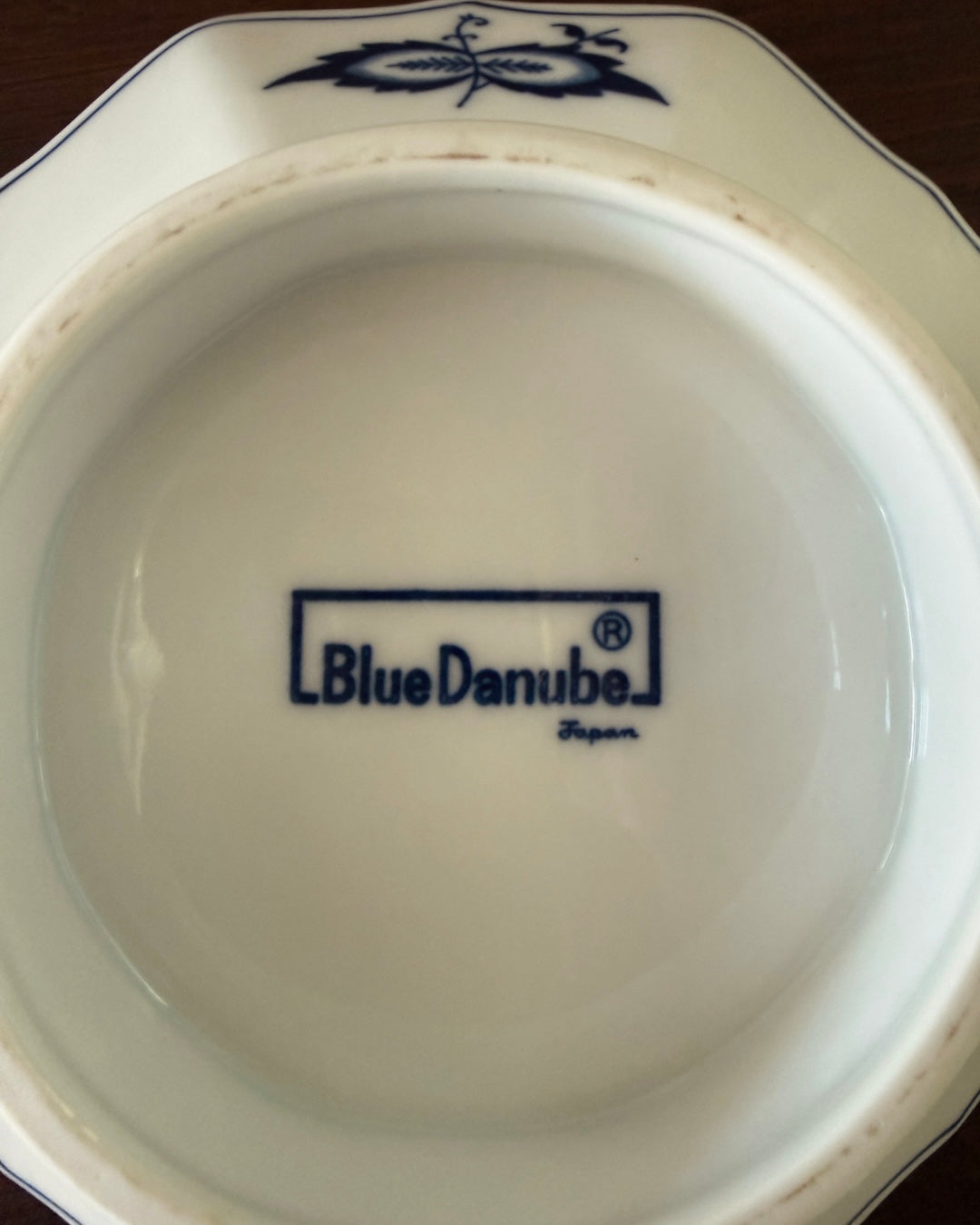 Blue Danube porseleinen schaaltje op voet