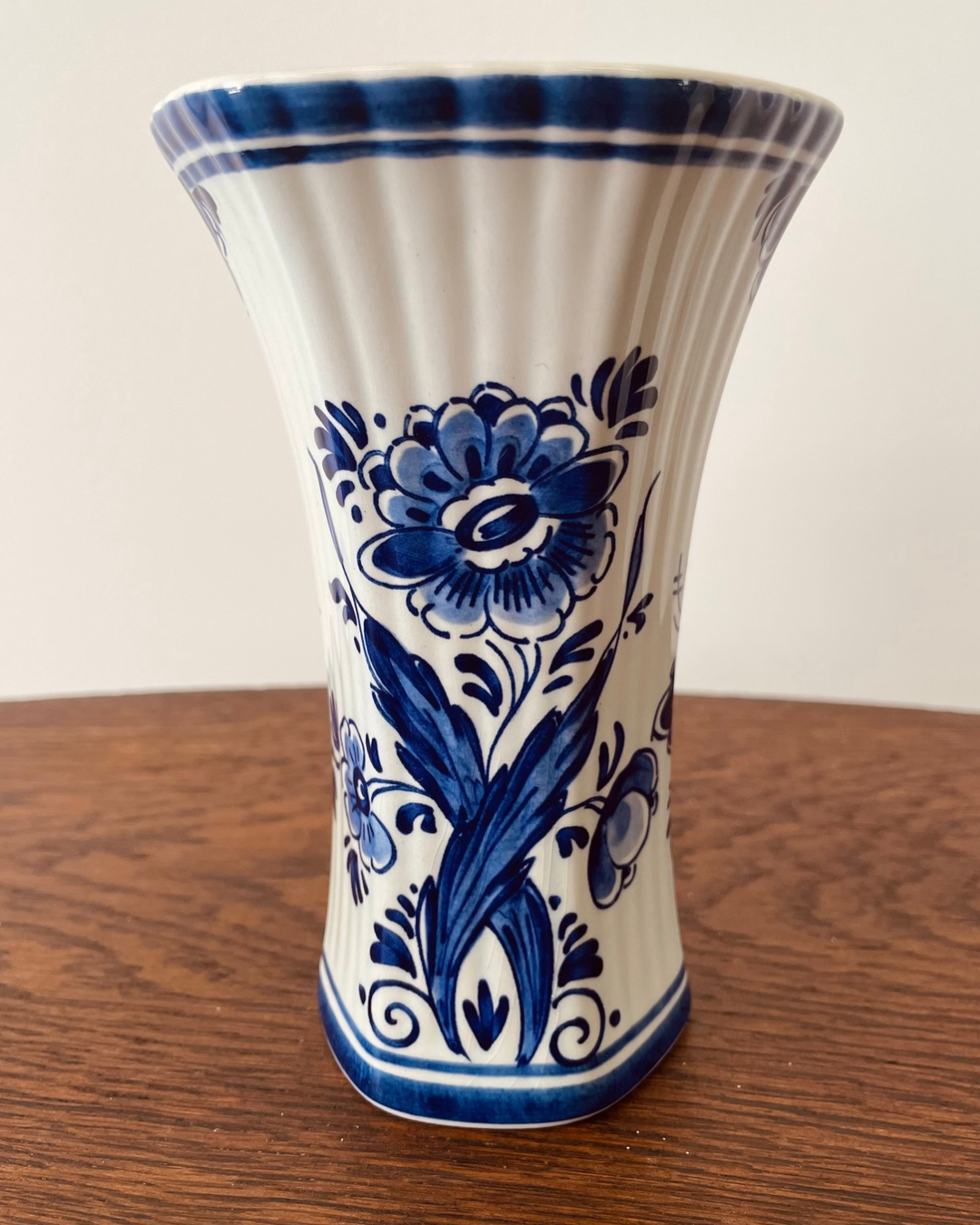 Schattig Delfts blauw vaasje