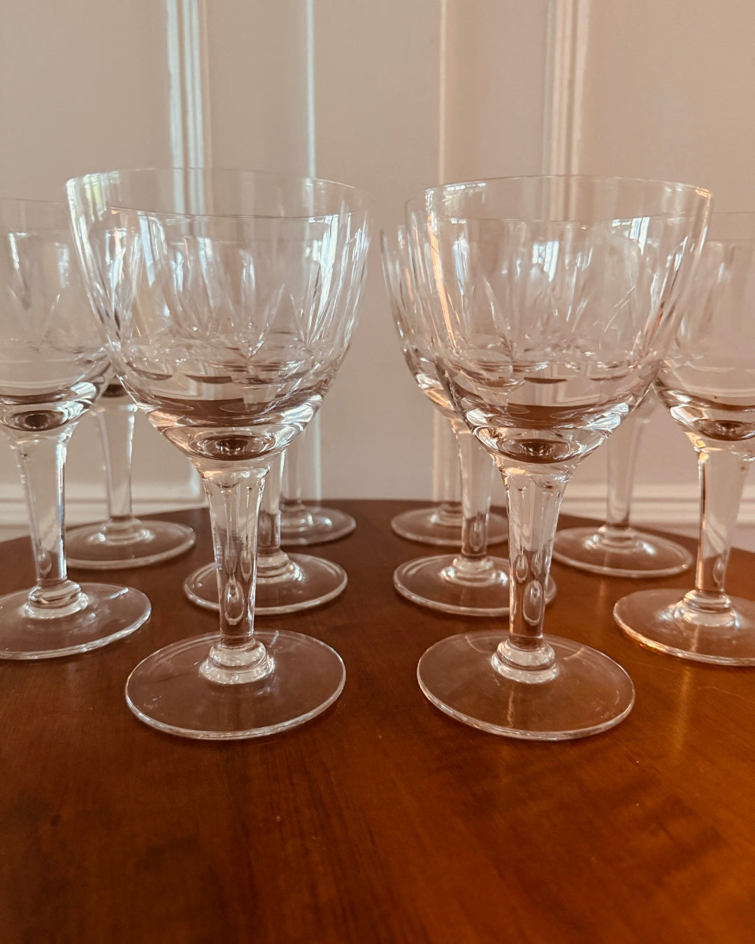 Set van 10 vintage geslepen glazen – Art Deco stijl (jaren 30–50)