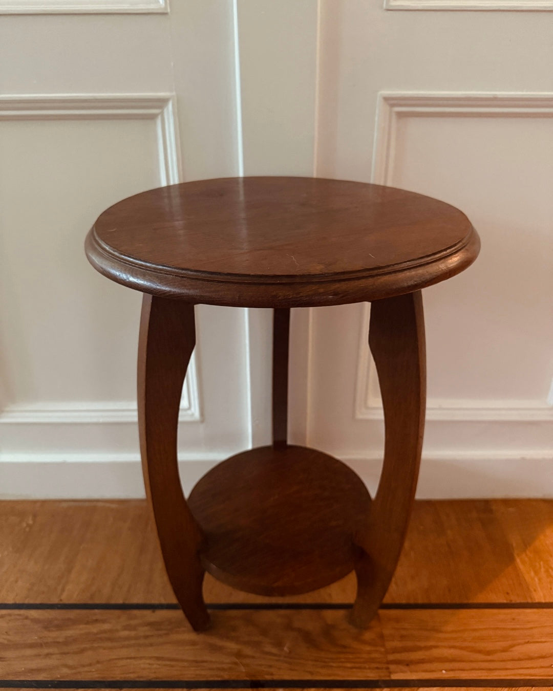 Vintage houten bijzettafeltje– Ø 33,5 cm