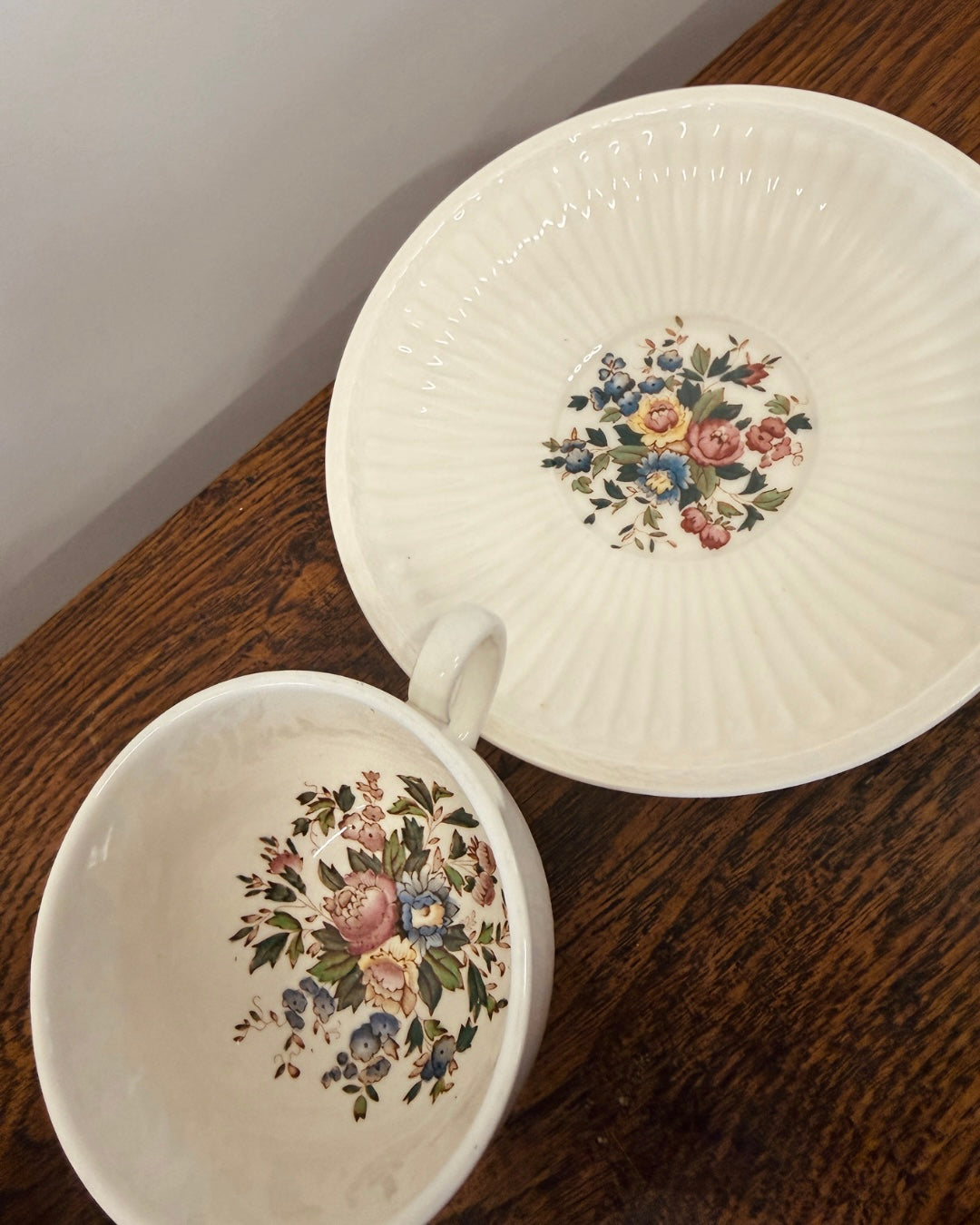 Wedgwood “Conway” kop en schotels - set van 5