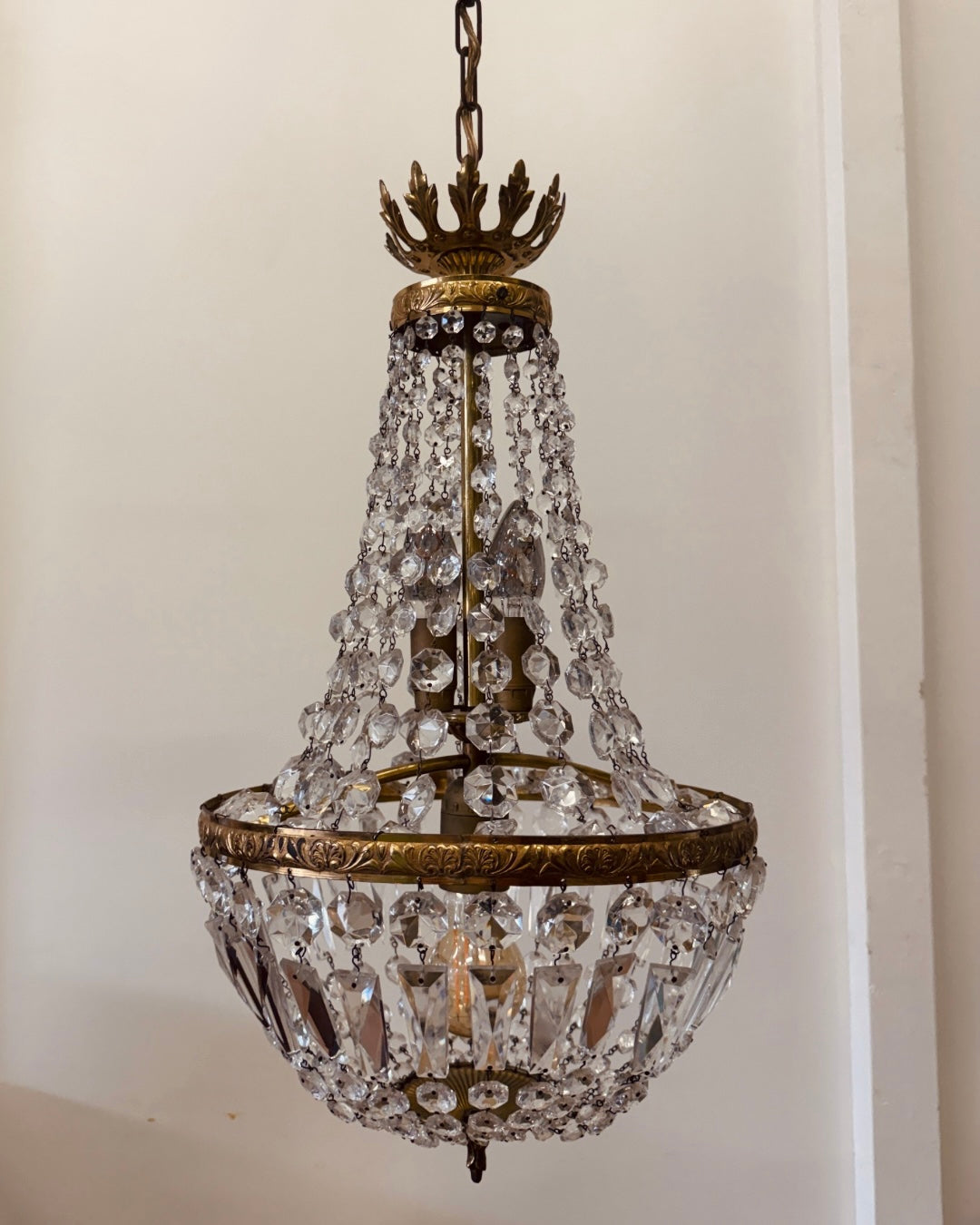 Franse zakkroonluchter met kristallen – Ø 30 x 75 cm