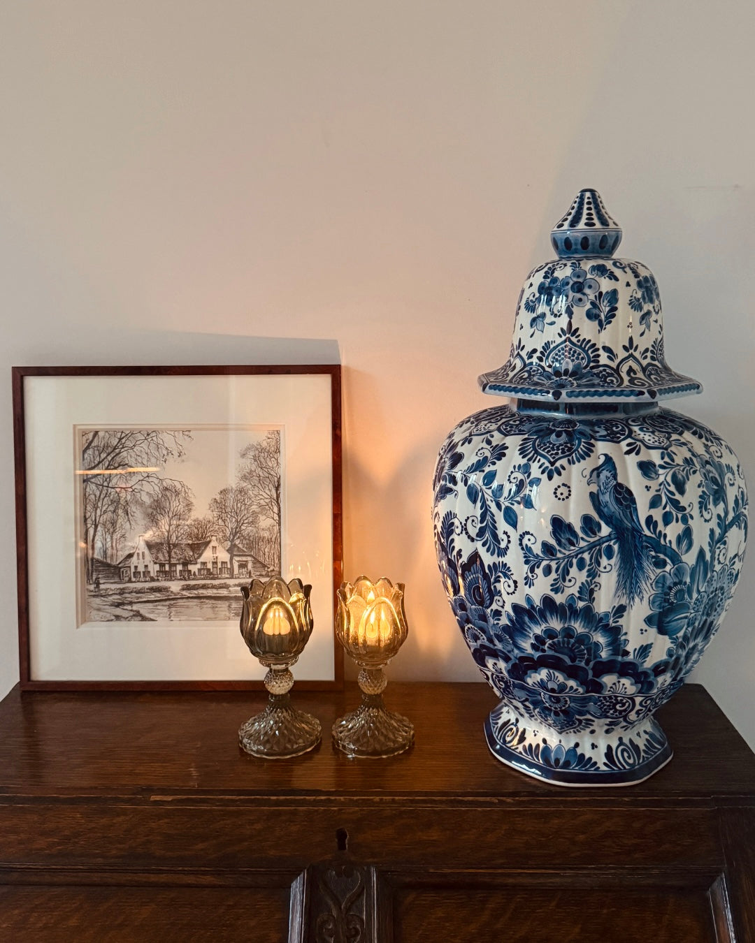 Grote Delfts blauwe dekselvaas – handbeschilderd, Holland