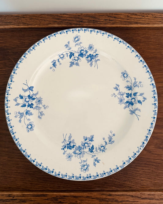 Société Céramique serveerschaal met blauw decor